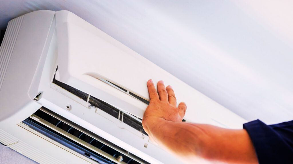 奈良の空調設備なら池口空調設備　新設工事様子